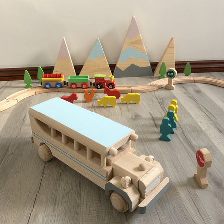 Handmade Wooden Truck With HDS & Wood